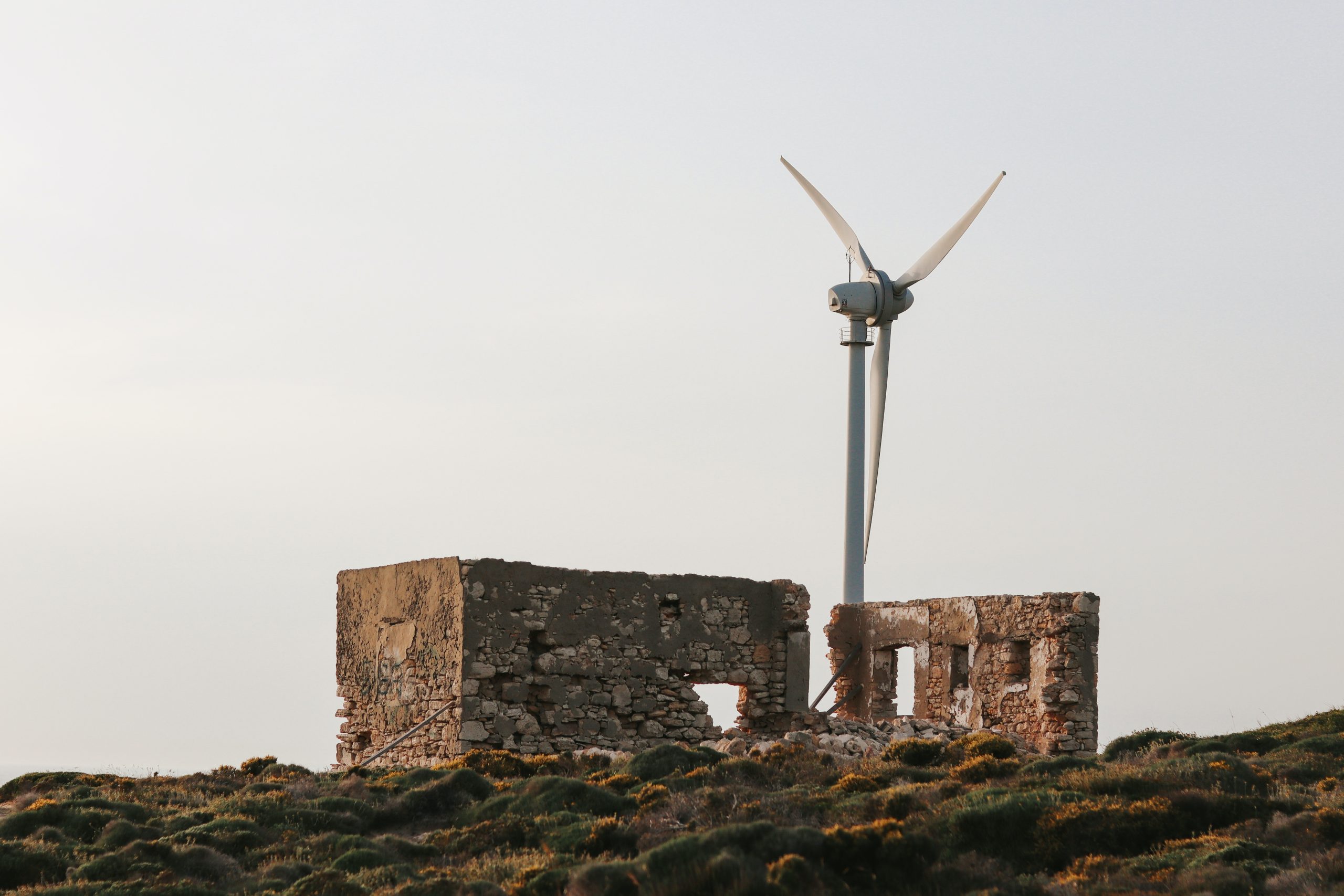 Exploring the Differences: Non-Renewable Energy and Renewable Energy