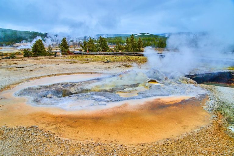 Why We Love Geothermal Energy (And You Should Too!)